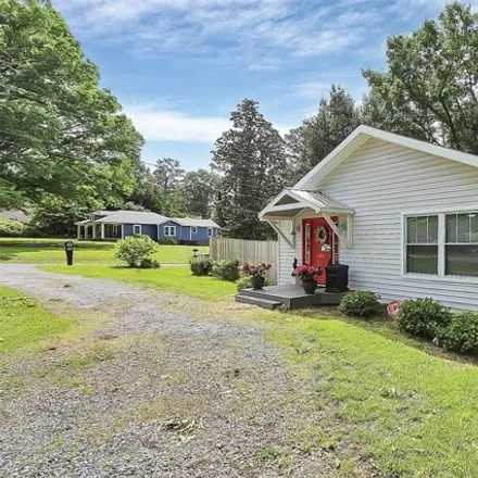 Buy this 3 bed house on 1511 Patricia Street in Blackwood Park, Gastonia
