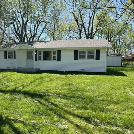 Buy this 3 bed house on 794 Saint Charles Street in Marshfield, MO 65706