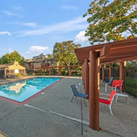 Image 6 - 20111 W Ridge Ct Apt 15, Castro Valley, California, 94546 - Condo for sale