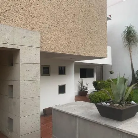 Buy this 4 bed house on Privada Bosques de Fontanebleau Número 30 in Colonia Paseos del Bosque, 53270 Naucalpan de Juárez