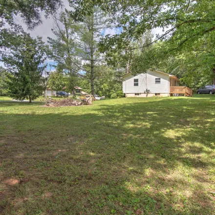 Image 2 - 1003 Lincoln Road, Jamestown, Fentress County, TN 38556, USA - House for sale