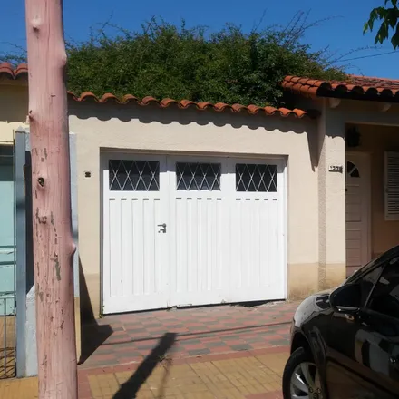Buy this 3 bed house on Martín Rodríguez 1845 in Quilmes Este, B1879 BTQ Quilmes