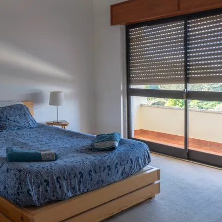 Rent this 1 bed apartment on Rua do Vale de São Martinho in 2710-627 Sintra, Portugal