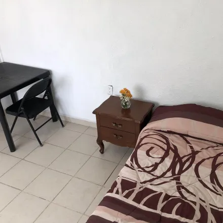 Rent this 4 bed apartment on Alonso de la Torre 219 in Los Fresnos, 37390 León