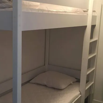 Rent this 2 bed apartment on 14990 Bernières-sur-Mer