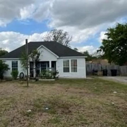 Buy this 2 bed house on 7475 Evans Street in Houston, TX 77061