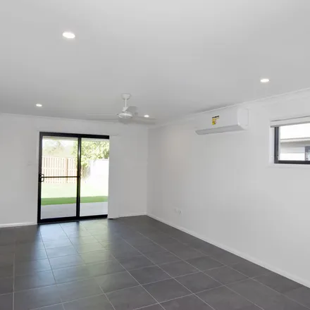 Image 5 - Marloo Drive, Tannum Sands QLD, Australia - Apartment for rent