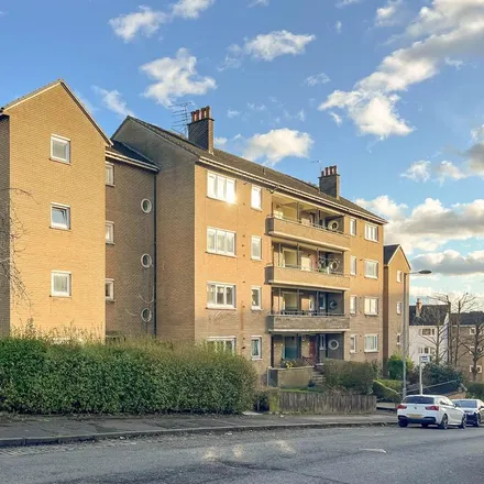 Rent this 3 bed apartment on Broomhill in Thornwood Drive/ Thornwood Road, Thornwood Drive