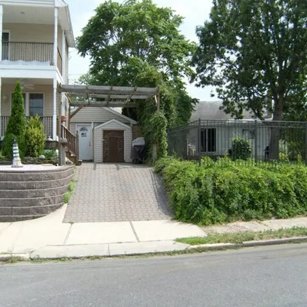 Image 1 - 355 New Bedford Road, Lake Como, Monmouth County, NJ 07719, USA - House for rent
