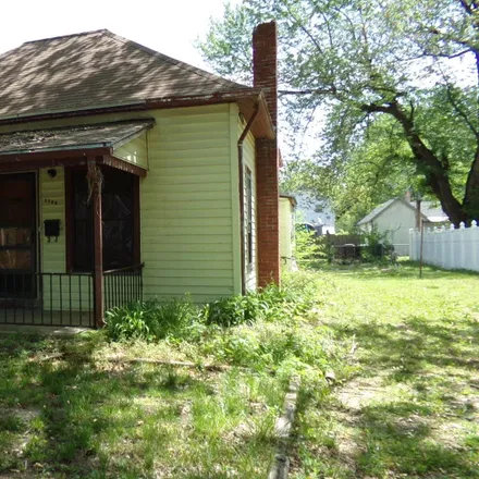 Buy this 2 bed house on 1142 Northeast Wabash Avenue in Oakland, Topeka