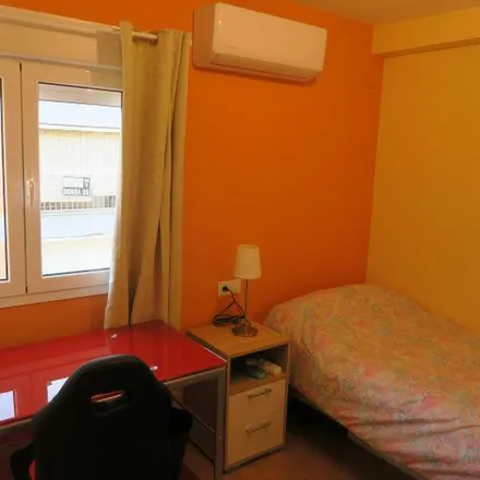 Rent this 4 bed apartment on Dia in Calle Aracena, 41080 Seville
