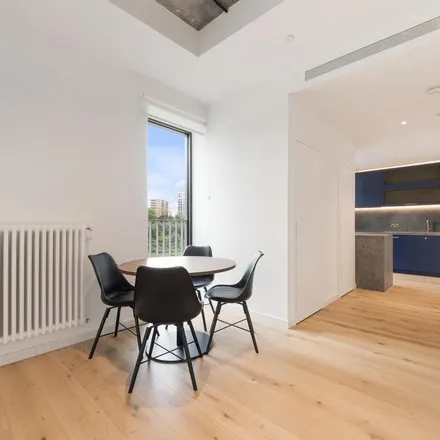 Image 3 - Rendel House, Orchard Place, London, E14 0FR, United Kingdom - Apartment for rent