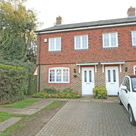 Rent this 3 bed house on Halls farm House in Autumn Grove, London
