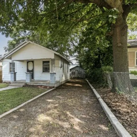 Buy this 2 bed house on 973 West Chicago Street in Springfield, MO 65803