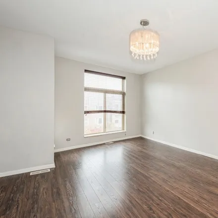 Image 7 - 2109 West Division Street, Chicago, IL 60651, USA - Duplex for sale