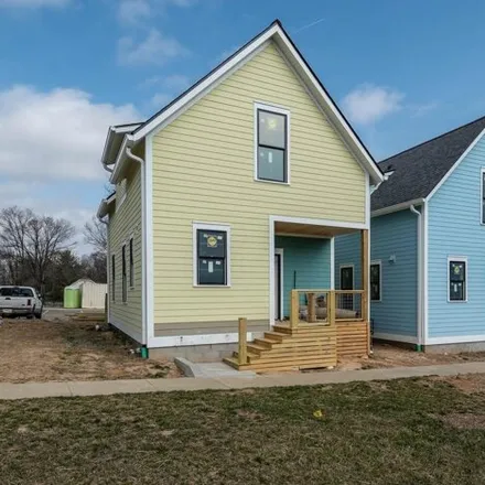 Buy this 3 bed house on 2017 South Maxwell Street in Bloomington, IN 47401