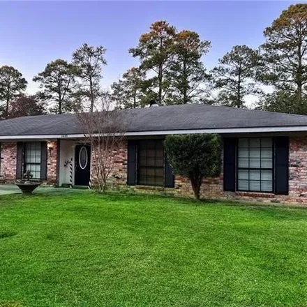 Buy this 4 bed house on 1530 Susek Drive in Pineville, LA 71360