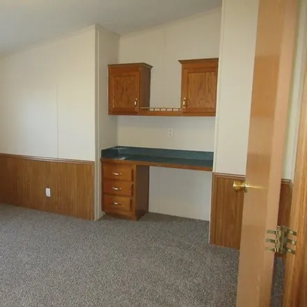 Image 2 - 43313 Clementine Drive, Clinton Charter Township, MI 48036, USA - Apartment for sale