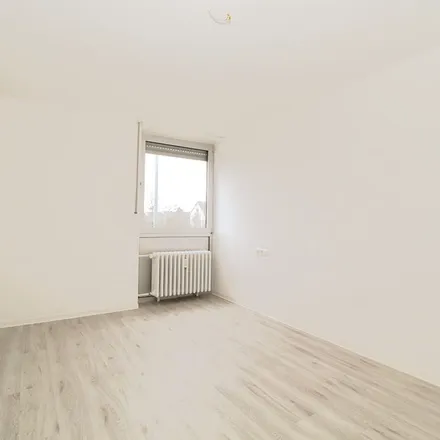 Rent this 2 bed apartment on Niederfeldapotheke in Niederfeldstraße 6, 67065 Ludwigshafen am Rhein