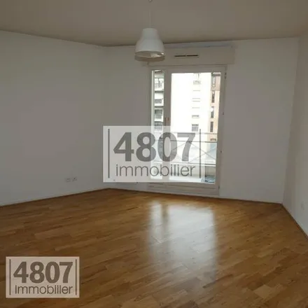 Rent this 3 bed apartment on 17 Cours de la République in 74240 Gaillard, France