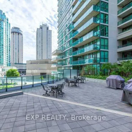 Rent this 1 bed apartment on Pinnacle Centre in Lake Shore Boulevard West, Old Toronto