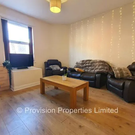 Rent this 4 bed townhouse on Harold Mount in Leeds, LS6 1PW