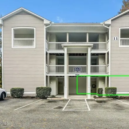 Buy this 2 bed condo on 2056 Marsh Winds Circle in St. James, NC 28461