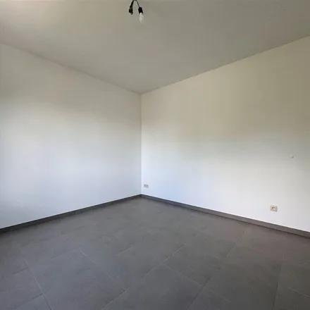 Rent this 3 bed apartment on Gransveldestraat 44 in 9230 Wetteren, Belgium