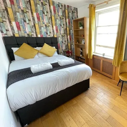 Rent this 1 bed apartment on London in W11 1EP, United Kingdom