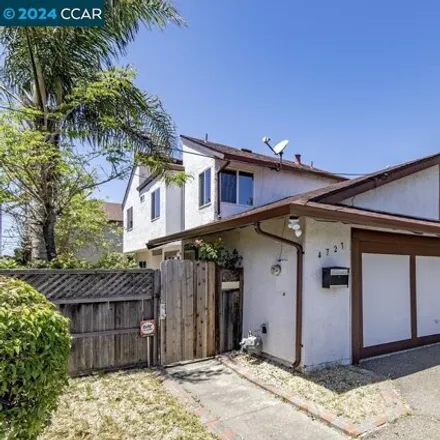 Buy this 3 bed house on 4789 Wall Avenue in Richmond, CA 94804