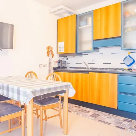 Image 7 - Sirmione, Via Costantino il Grande, 25019 Desenzano del Garda BS, Italy - Apartment for rent
