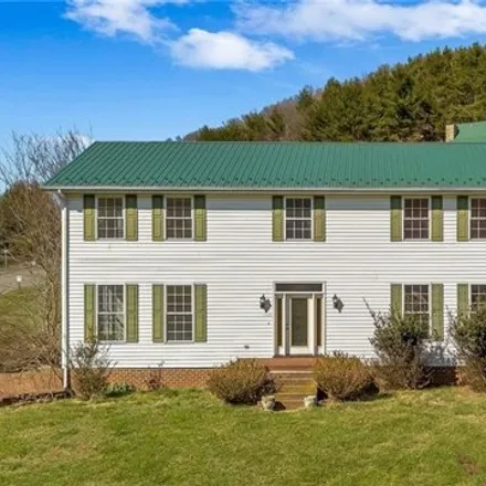 Buy this 3 bed house on Sherry Trail in Ashe County, NC
