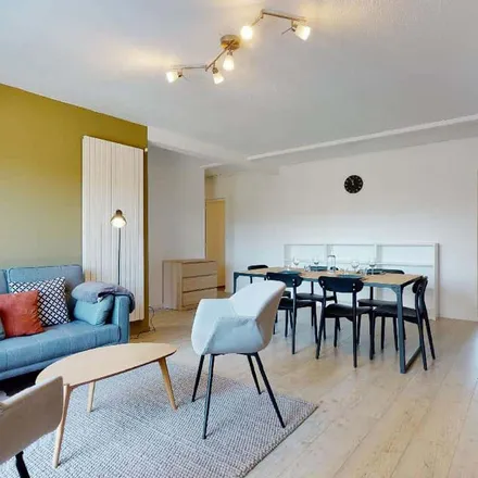 Image 1 - 4 Rue de Cursol, 33000 Bordeaux, France - Apartment for rent