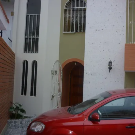 Rent this 3 bed house on Cayma in Bello Campo, PE
