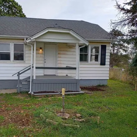Buy this 2 bed house on 1008 Paul Street in Genesee Charter Township, MI 48458