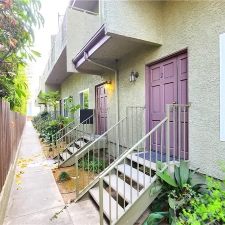 Image 3 - 78 Harkness Avenue, Pasadena, CA 91106, USA - Townhouse for rent