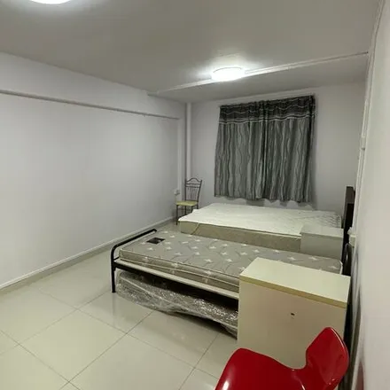 Rent this 1 bed room on 40 Beo Crescent in The Beo Crescent, Singapore 169982