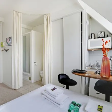 Image 5 - 85 Avenue Henri Martin, 75116 Paris, France - Apartment for rent