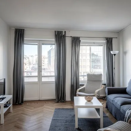 Rent this 3 bed apartment on Jack's Burger in Landsvägen 13, 172 63 Sundbybergs kommun