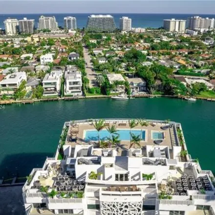 Buy this 3 bed condo on 9241 East Bay Harbor Drive in Bay Harbor Islands, Miami-Dade County