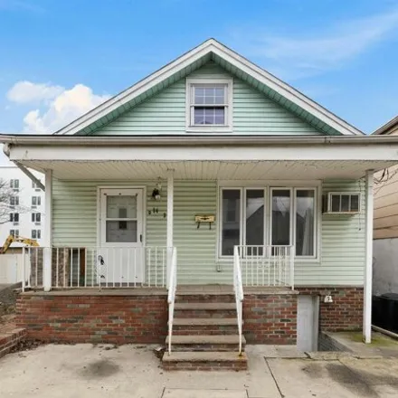 Buy this 4 bed house on 1453 51st Street in New Durham, North Bergen