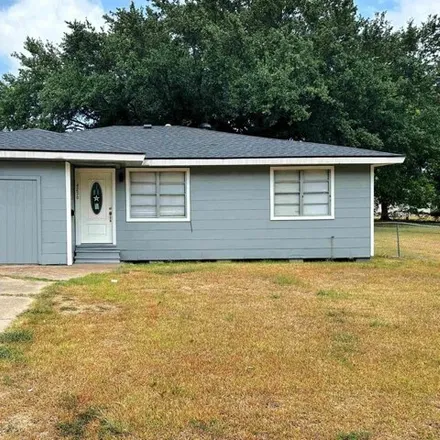 Buy this 3 bed house on 4280 Lansing Avenue in Pear Ridge, Port Arthur