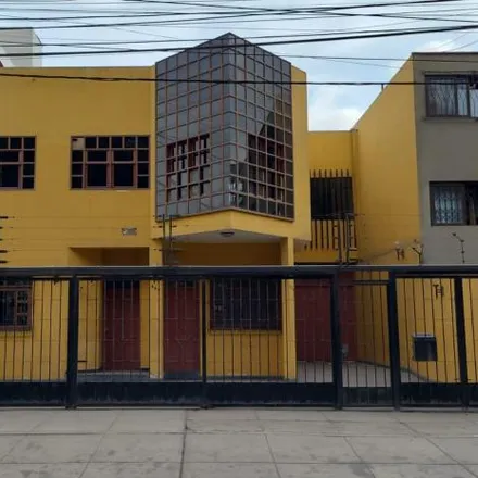 Image 2 - Avenida Mariscal Ramón Castilla, Santiago de Surco, Lima Metropolitan Area 15049, Peru - House for sale