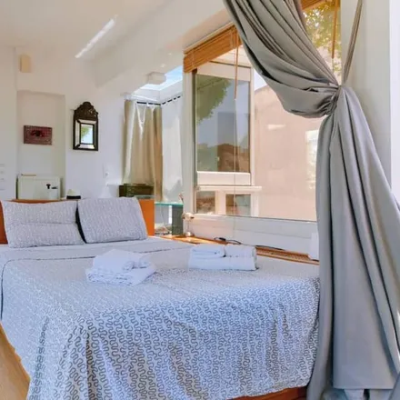 Rent this 1 bed apartment on The Jewish Museum of Greece in Νίκης 39, Athens