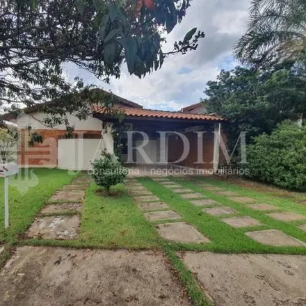 Buy this 3 bed house on Rua Hélio David Formaggio in Dois Córregos, Piracicaba - SP