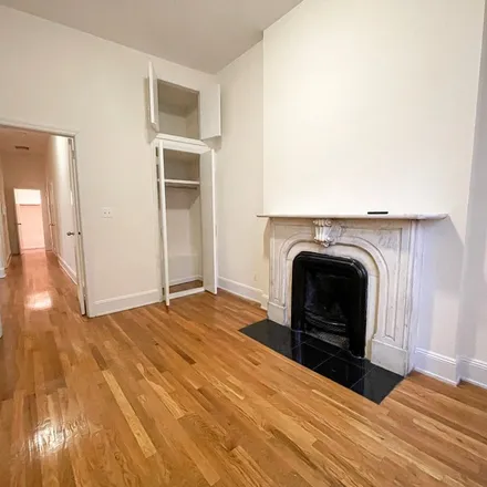 Rent this 3 bed apartment on 135 East 23rd Street in New York, NY 10010