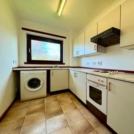 Image 3 - Hareleeshill Road, Larkhall, ML9 2RB, United Kingdom - Apartment for rent