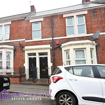 Rent this 3 bed apartment on Wingrove Gardens in Newcastle upon Tyne, NE4 9HT