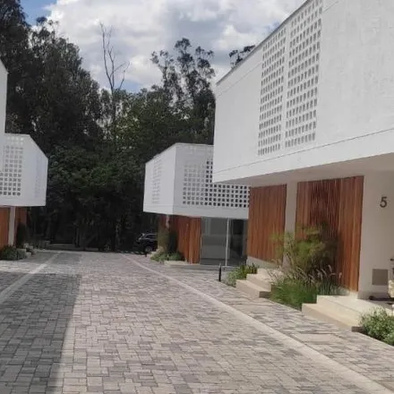 Buy this 3 bed house on Jaime Salvador Campuzano in 170184, Tumbaco