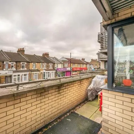 Image 4 - 133 Kitchener Road, London, E7 9PB, United Kingdom - Apartment for sale